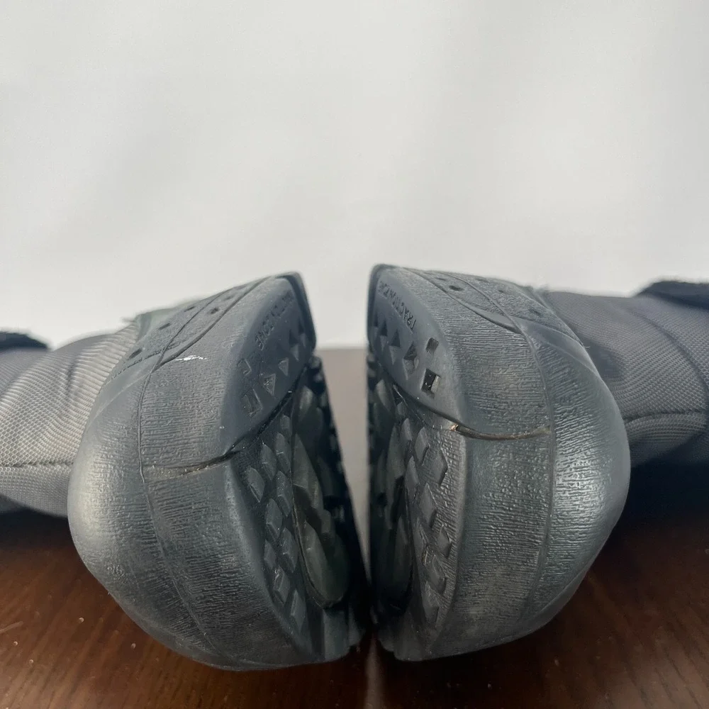 Keen Dry Hofn Boots Womens 9.5 Gray Black Leather Insulated Waterproof 5245-BKDS